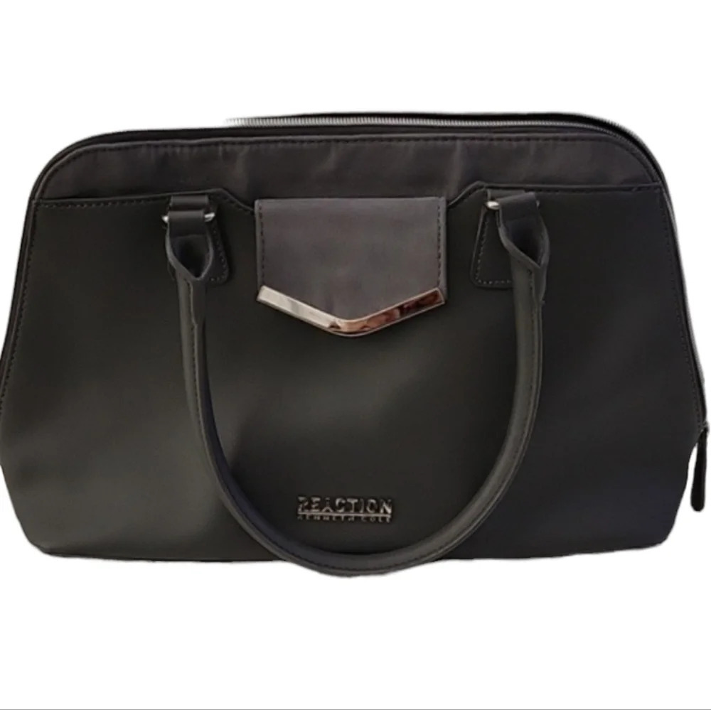 Reaction Kenneth Cole Bag - Picture 4 of 8